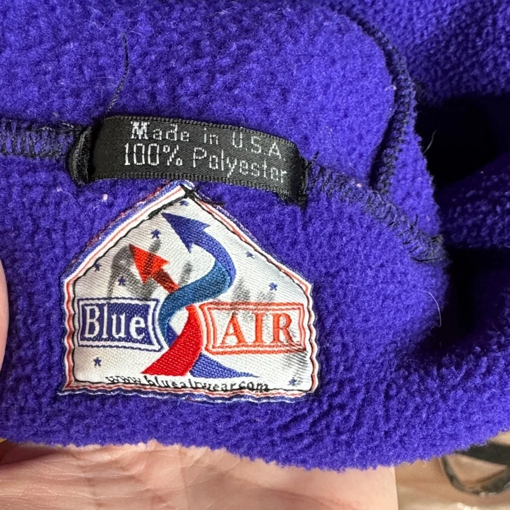 Blue Air cozy blue